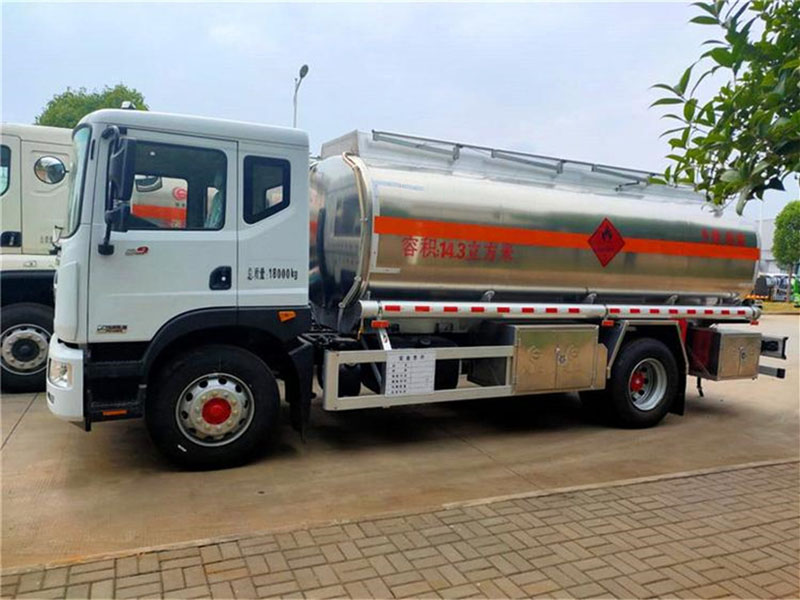 東風(fēng)天錦14.3方國(guó)六油罐車(chē)